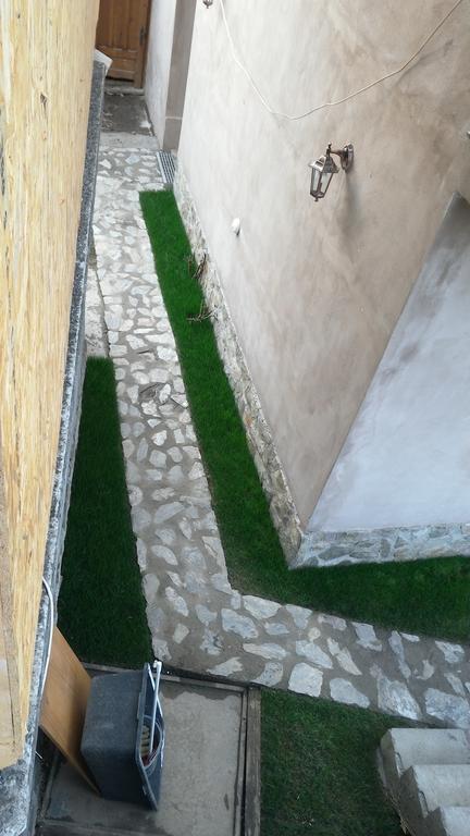 Casa Davison Apartment Targu Jiu Exterior photo