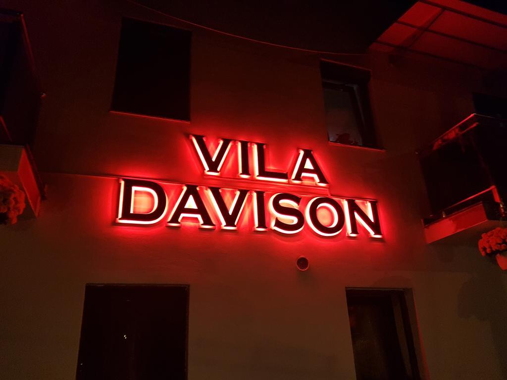 Casa Davison Apartment Targu Jiu Exterior photo